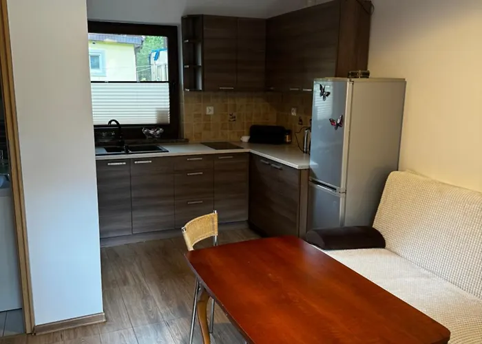 Ceglana Przystan - I